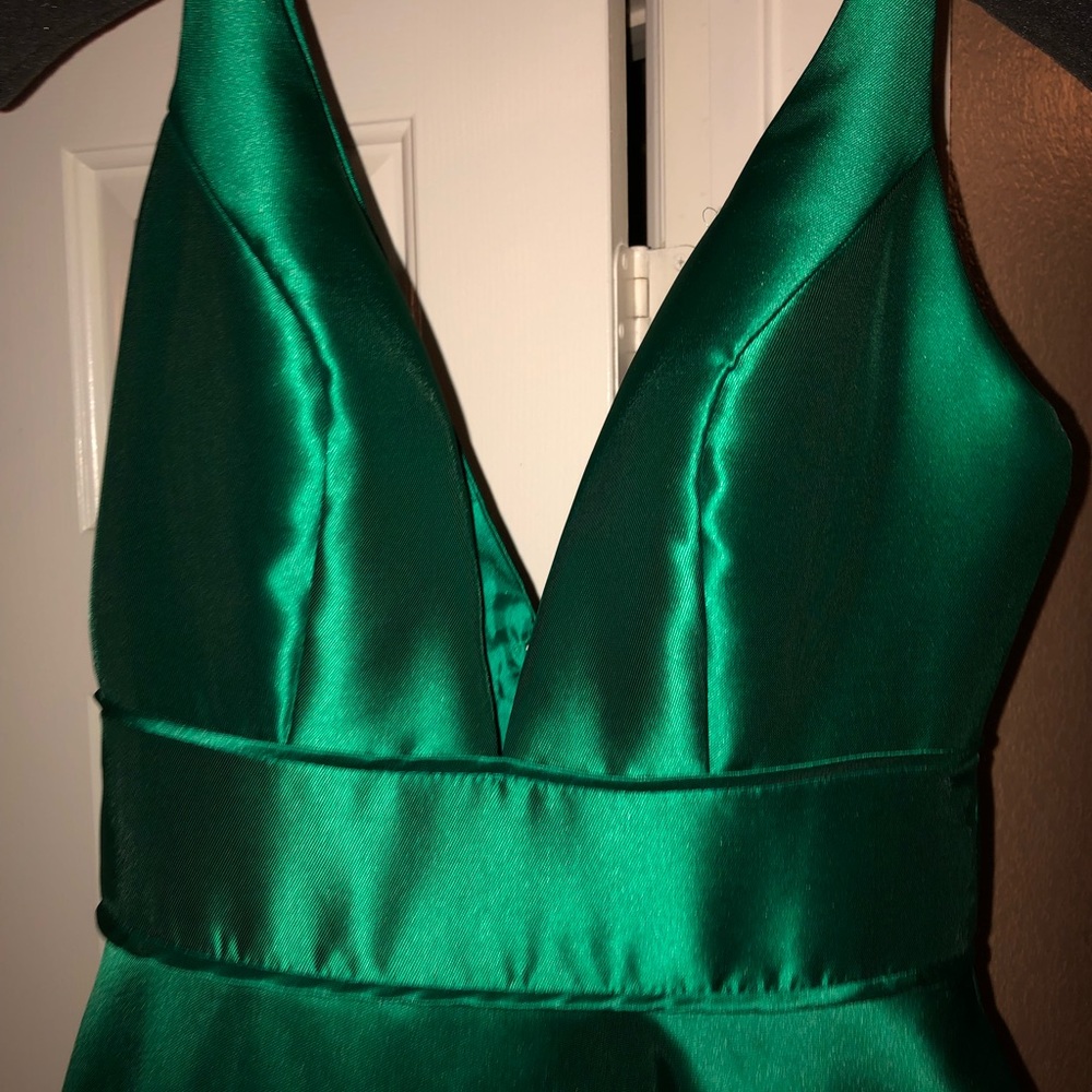 Dress - Picture 4 of 4
